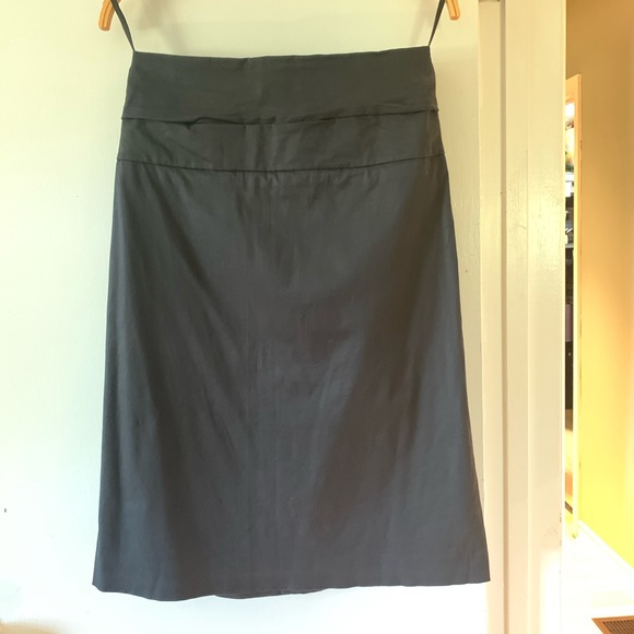 Club Monaco High waisted midi skirt - Picture 2 of 10